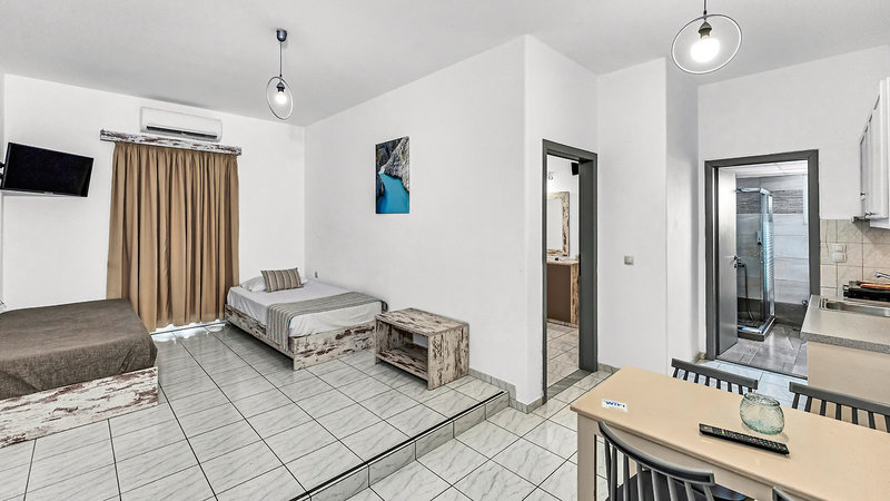 Erato Hotel 5