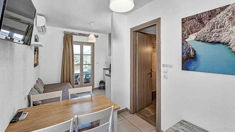 Erato Hotel 8