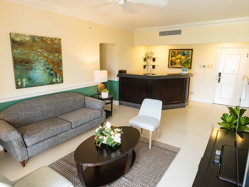 The Courtleigh Hotel & Suites 17