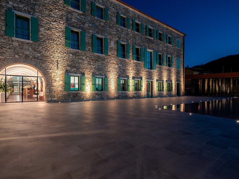 Roxanich Wine & Heritage 4 - Exterior