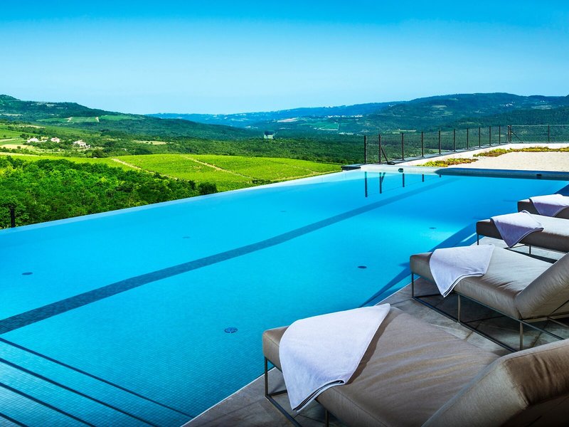 Roxanich Wine & Heritage 12 - Outdoor Pool