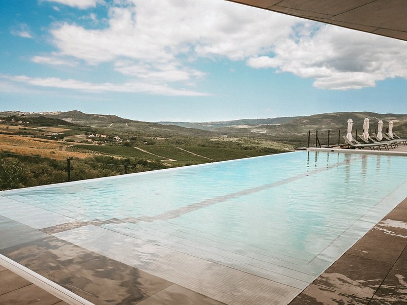 Roxanich Wine & Heritage 19 - Outdoor Pool