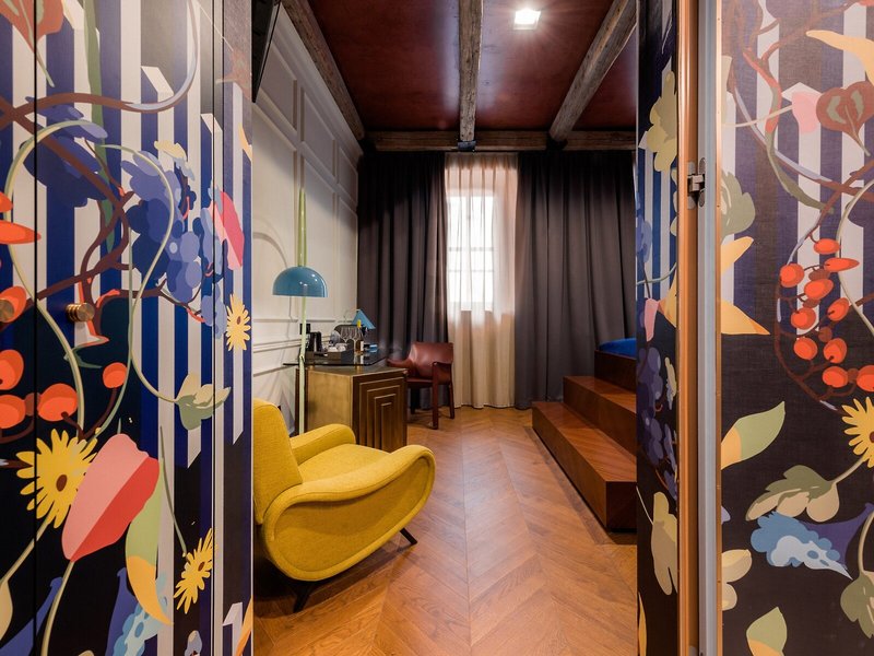 Roxanich Wine & Heritage 22 - Room Example