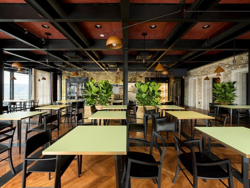 Roxanich Wine & Heritage 30 - Restaurant