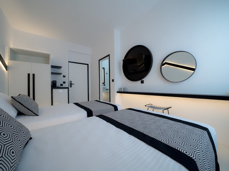 Divelia Hotel 43