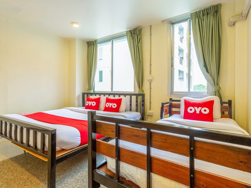 OYO 928 Leaf Hostel 29