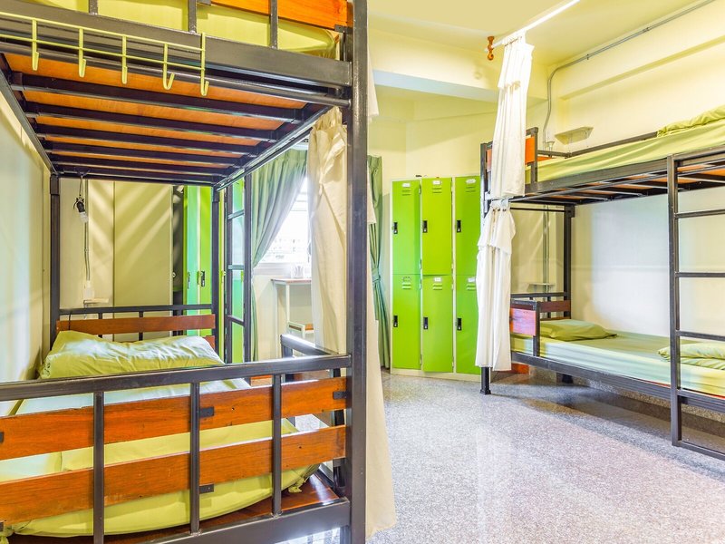 OYO 928 Leaf Hostel 41