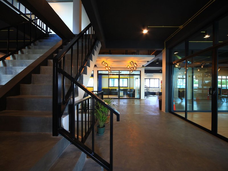 Tuk Tuk Hostel 6