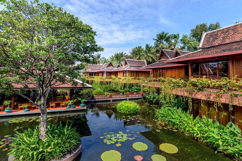 Angkor Village Hotel  8