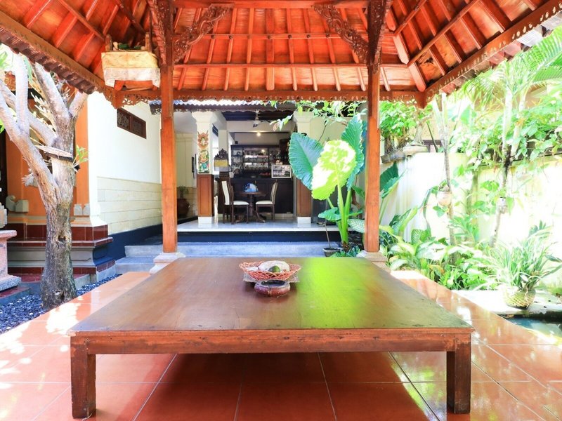Sari Indah Cottages 8