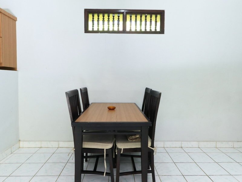Sari Indah Cottages 9