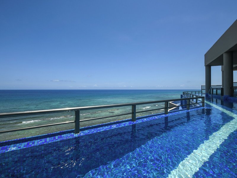 El Dorado Seaside Suites 7