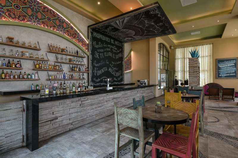 El Dorado Seaside Suites 6