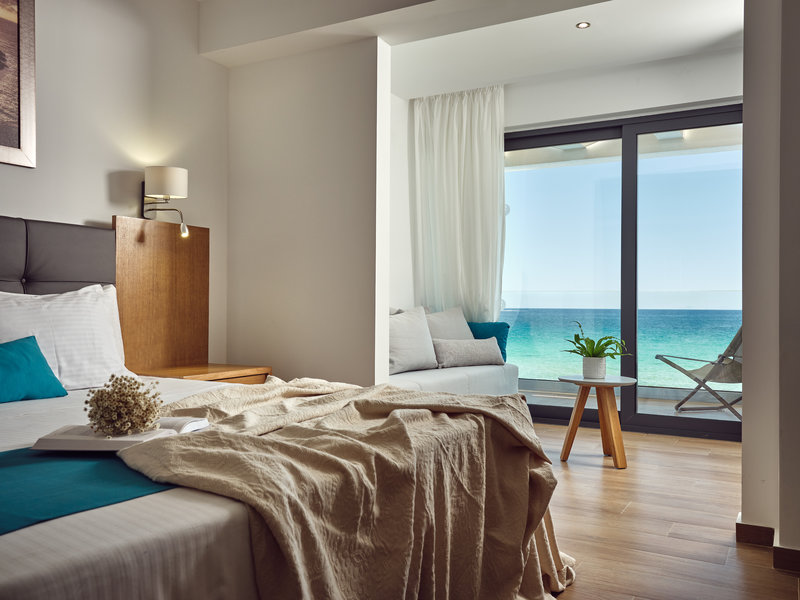 Cavo Orient Beach Hotel 24