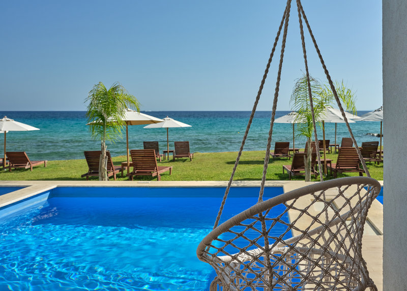 Cavo Orient Beach Hotel 27