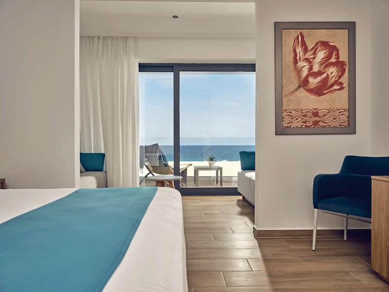 Cavo Orient Beach Hotel & Suites 29