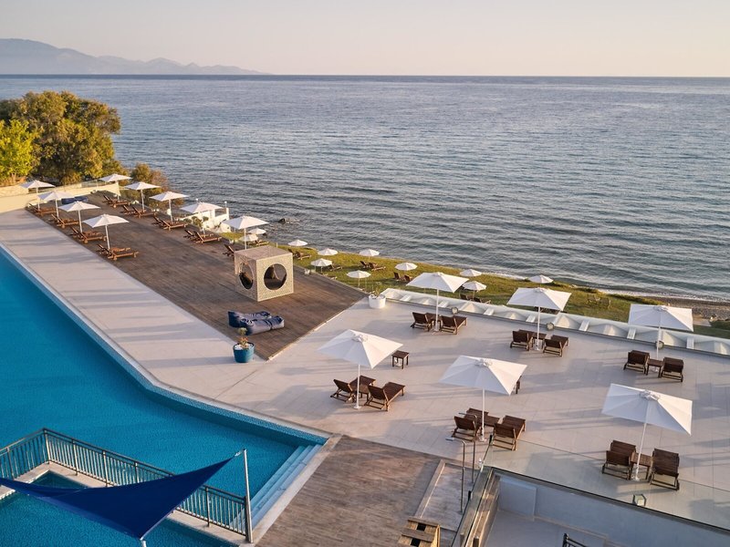 Cavo Orient Beach Hotel & Suites 4