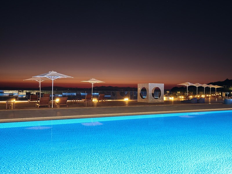 Cavo Orient Beach Hotel & Suites 6