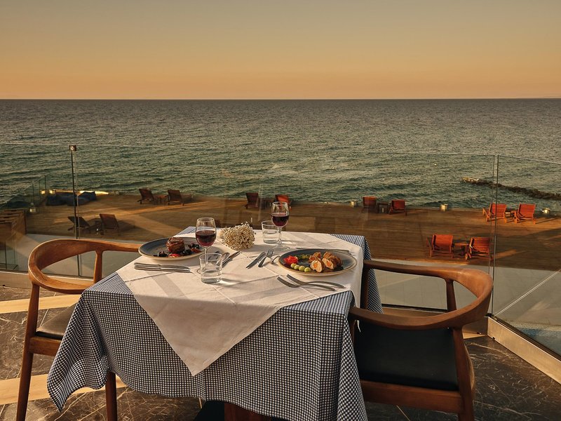 Cavo Orient Beach Hotel 7