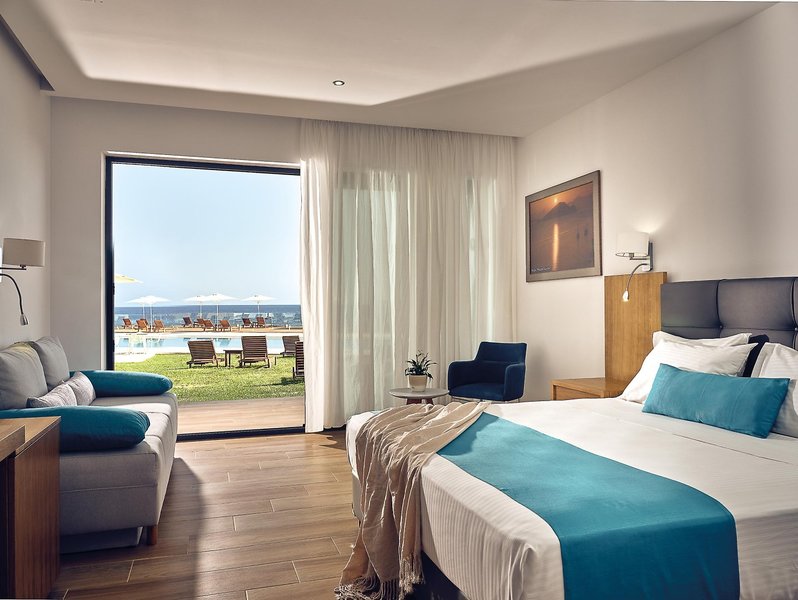 Cavo Orient Beach Hotel 15