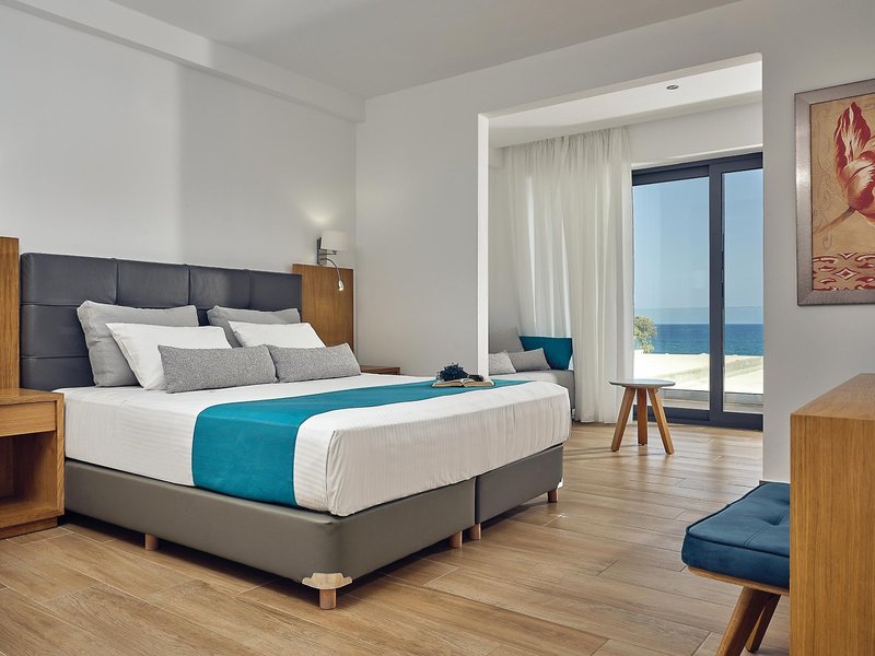 Cavo Orient Beach Hotel 20