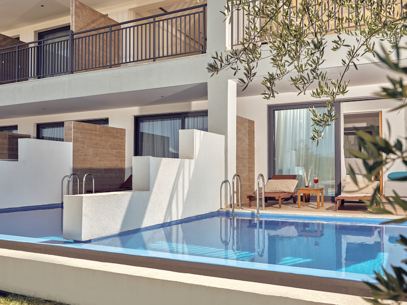 Cavo Orient Beach Hotel 14