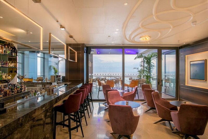 Radisson Blu Hotel, Larnaca 5