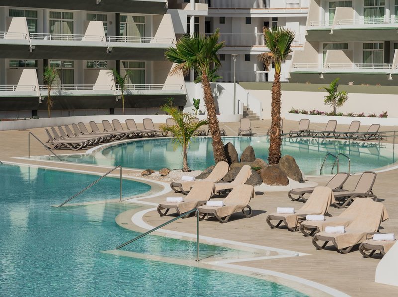 Gara Suites Golf & Suites 6