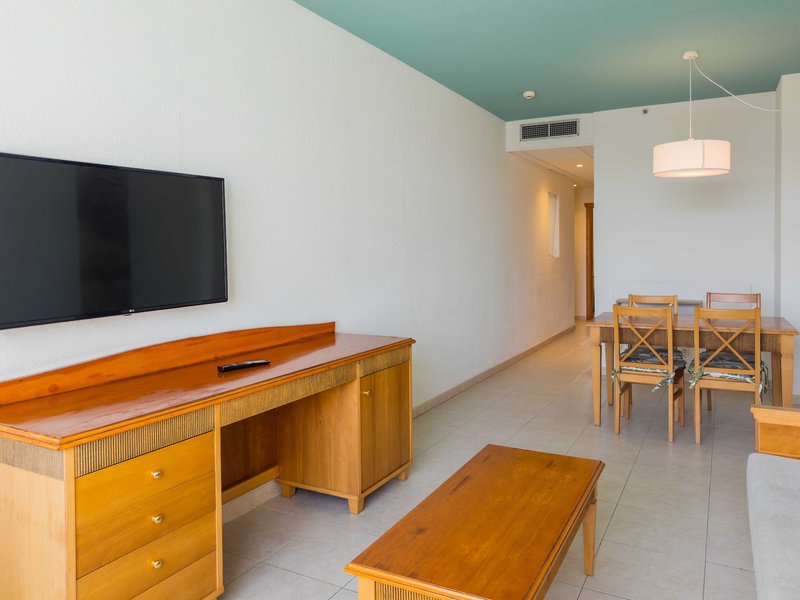 Gara Suites Golf & Suites 22