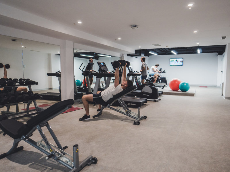 Gara Suites Golf & Suites 32