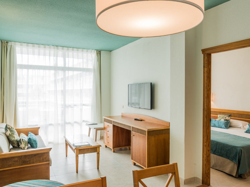 Gara Suites Golf & Suites 50