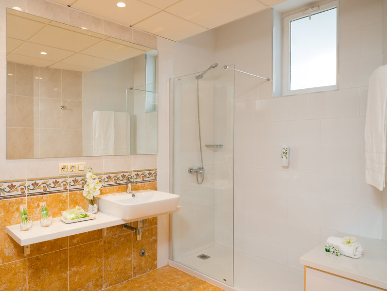 Gara Suites Golf & Spa 12