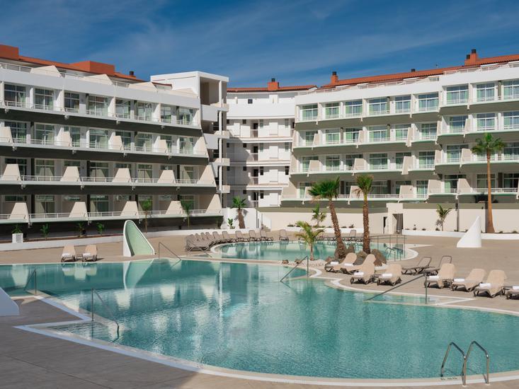 Gara Suites Golf & Suites 1