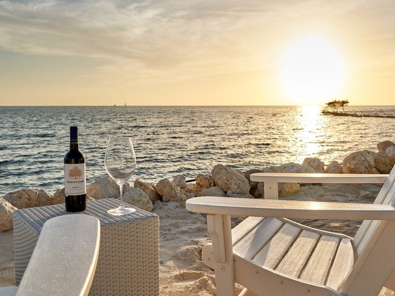 Isla Bella Beach Resort 19