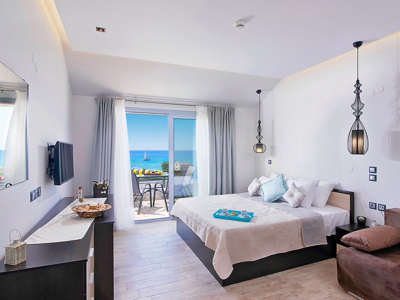 The Dome Luxury Hotel 3