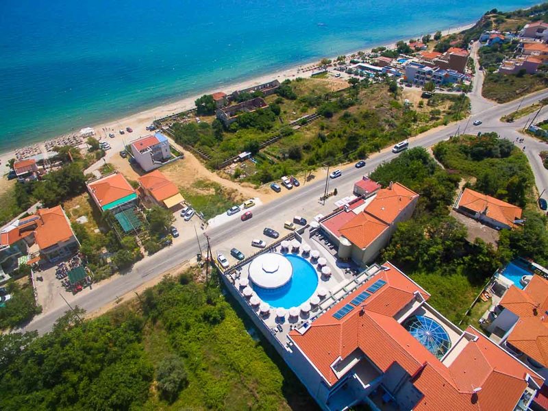 The Dome Luxury Hotel 1