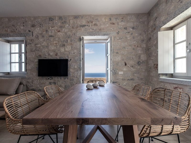 Aria Estate Suites & Spa 19