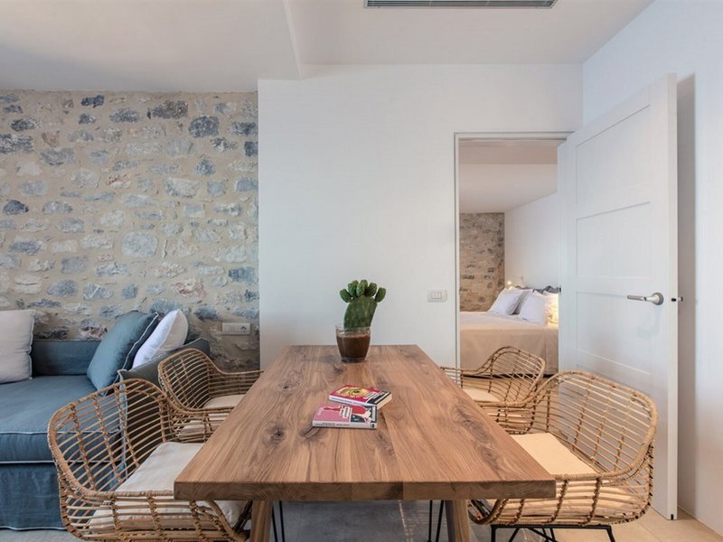 Aria Estate Suites & Spa 23