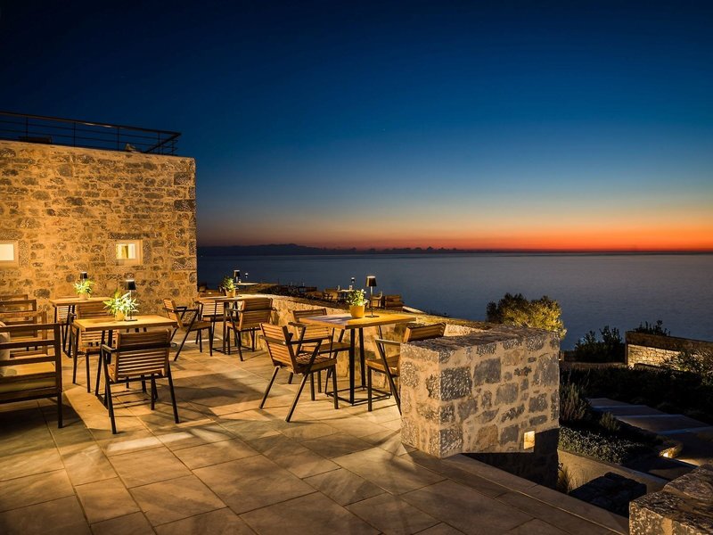 Aria Estate Suites & Spa 8