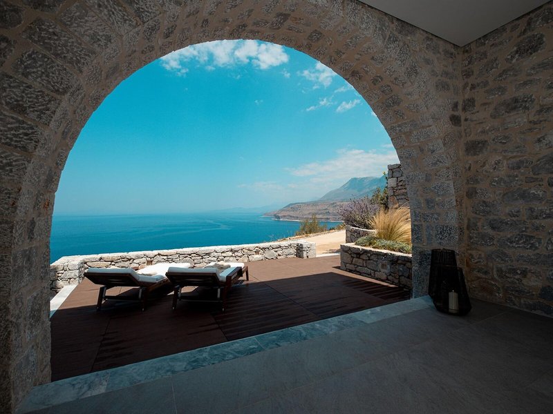 Aria Estate Suites & Spa 11