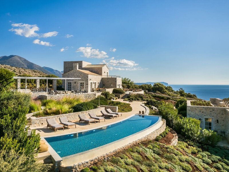 Aria Estate Suites & Spa 18