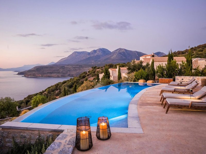 Aria Estate Suites & Spa 23