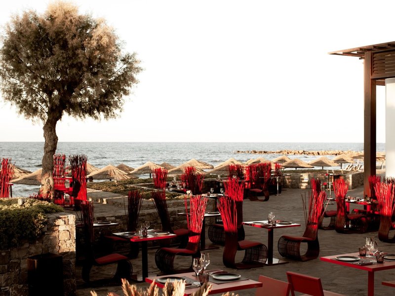 Amirandes a Grecotel Resort to Live 24