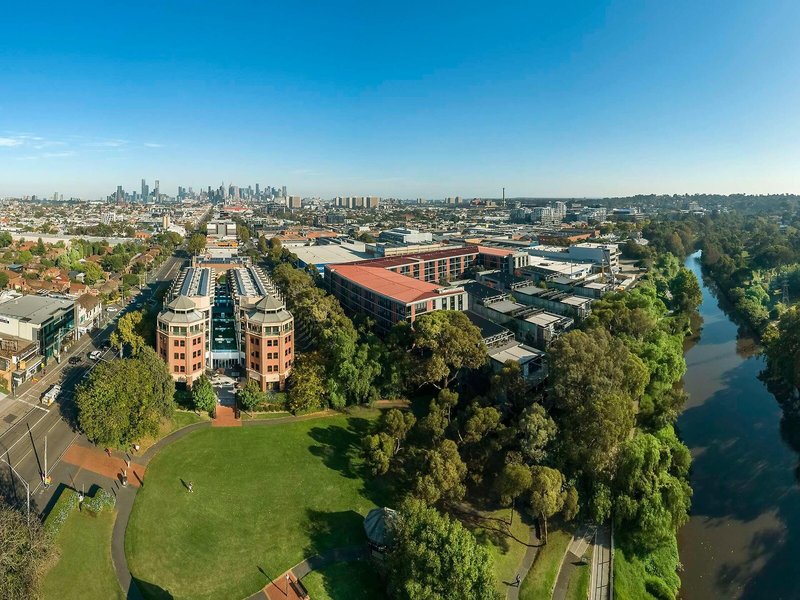 Amora Hotel Riverwalk Melbourne 2