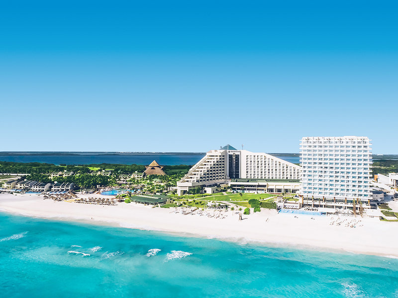 Coral Level at Iberostar Selection Cancún 1
