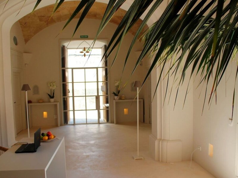 Yartan Boutique Hotel 12