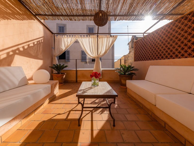 Yartan Boutique Hotel 12