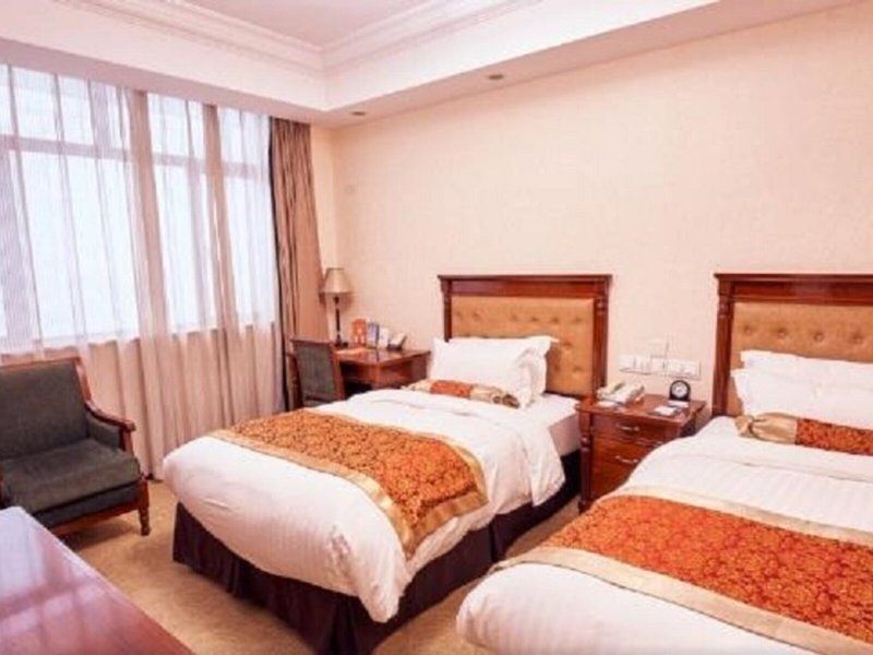 Jin Jiang Pacific Hotel 13