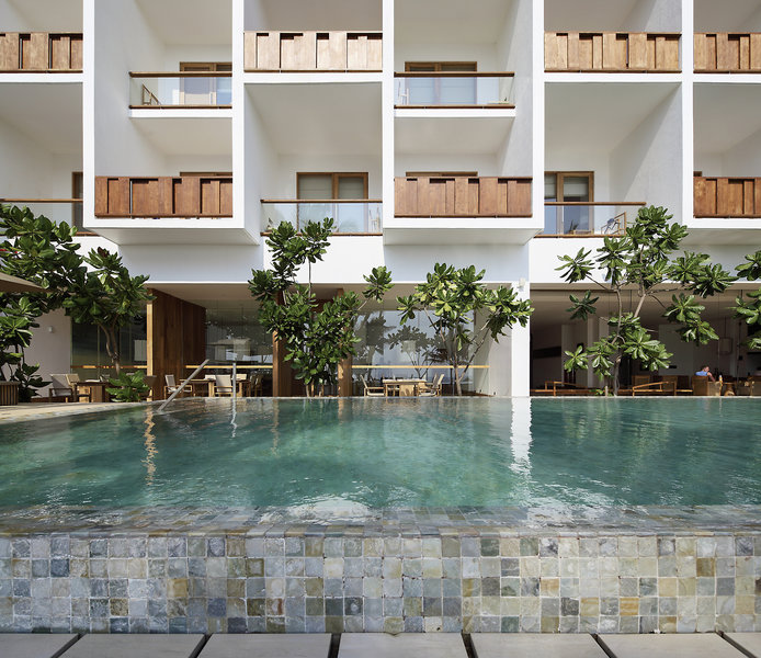 Riff Hikkaduwa Design Hotel 3