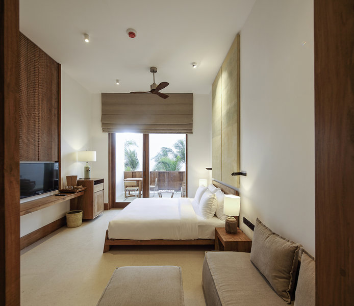 Riff Hikkaduwa Design Hotel 16